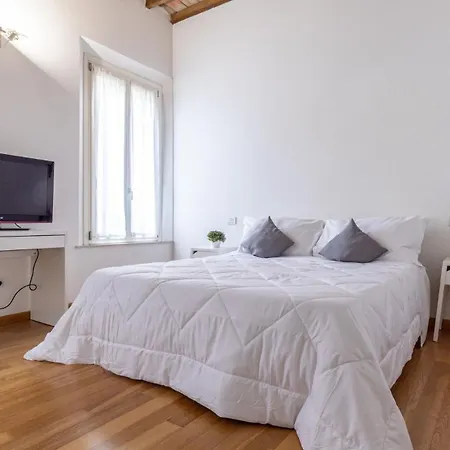 アパート Piazza Martiri-in Pieno Centro Sotto Al Castello *