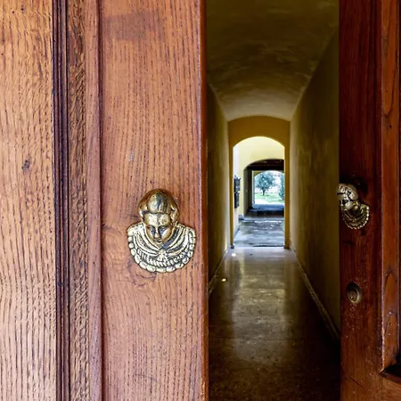 アパート Piazza Martiri-in Pieno Centro Sotto Al Castello